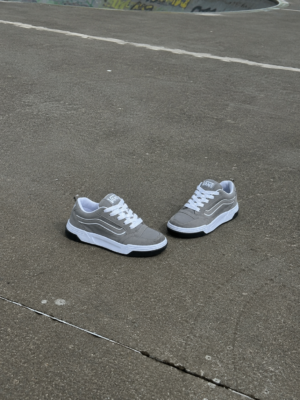 VANS HYLANE GRISES
