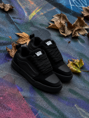 VANS HYLANE TOTAL BLACK