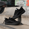 VANS ULTRARANGE TOTAL BLACK