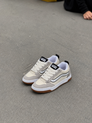 VANS HYLANE CREMA